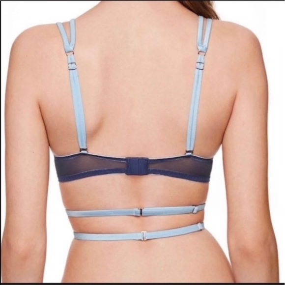 Women’s PINK Victoria’s Secret sexy strappy lace up push up bra size 36C - Picture 3 of 11